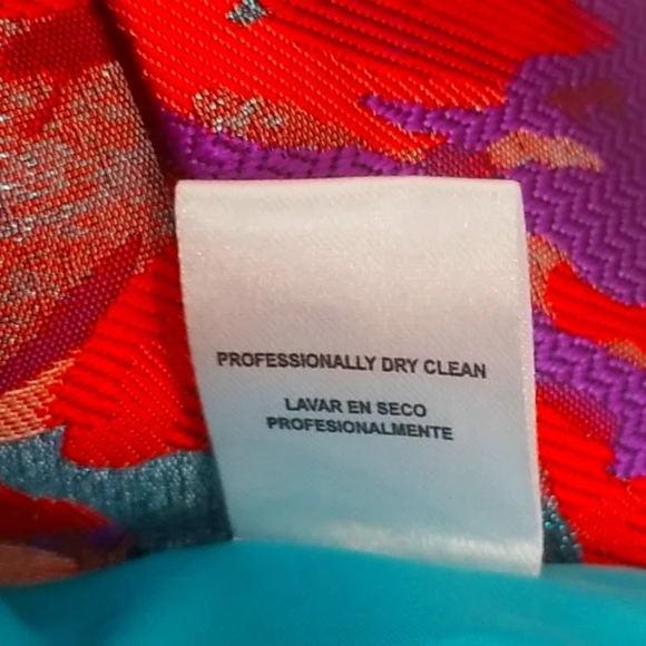 Nicole Miller Deep V Neck Jacquard Cocktail Dress - Picture 9 of 10